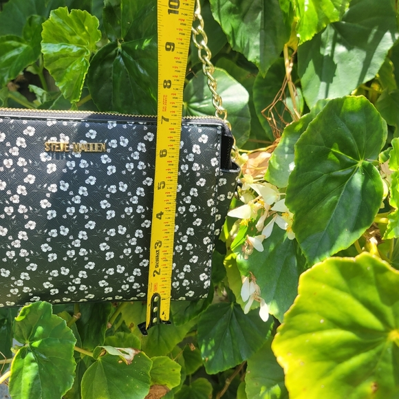 Steve Madden Crossbody Hobo purse mini flowers bag - Picture 7 of 7